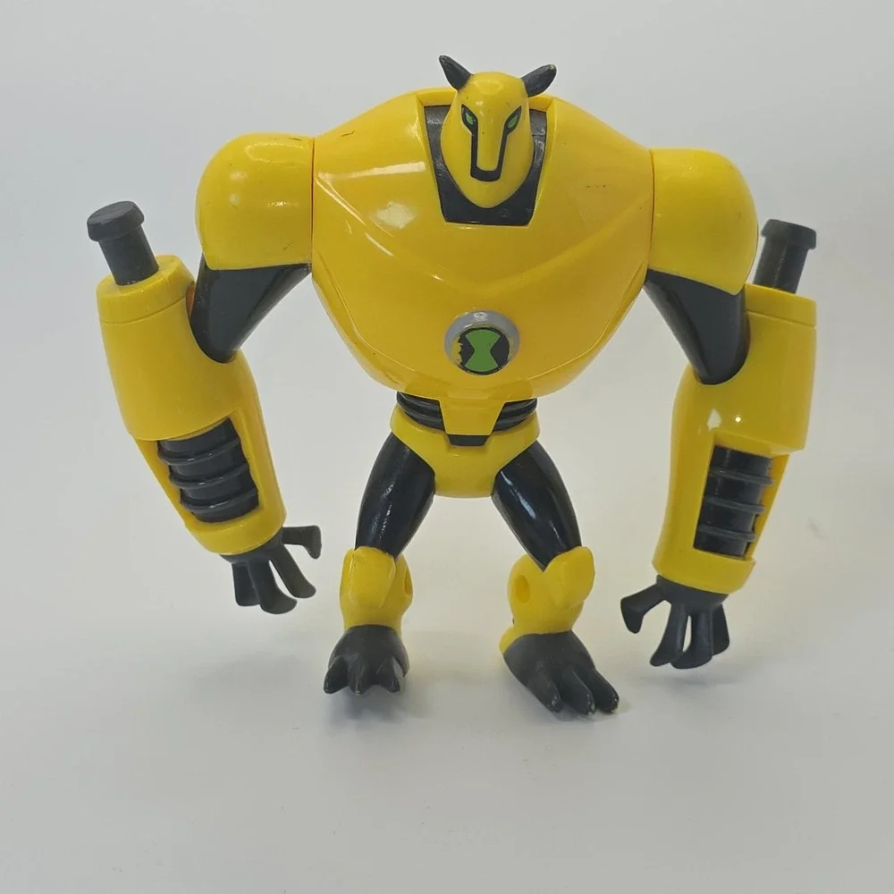 Ben 10 Ultimate Alien Armodrillo Action Figure Bandai 41600 Yellow Black 4 inch